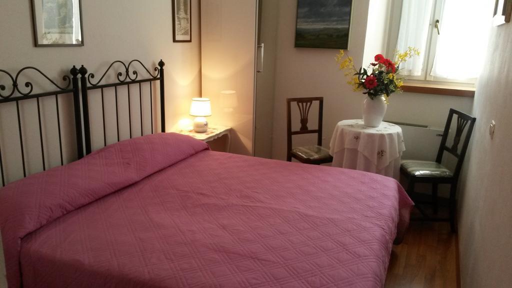 Camere Carli Assisi Rum bild