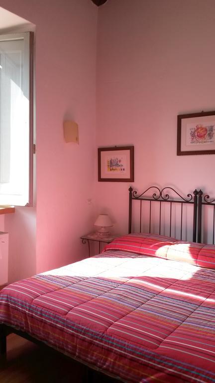 Camere Carli Assisi Rum bild